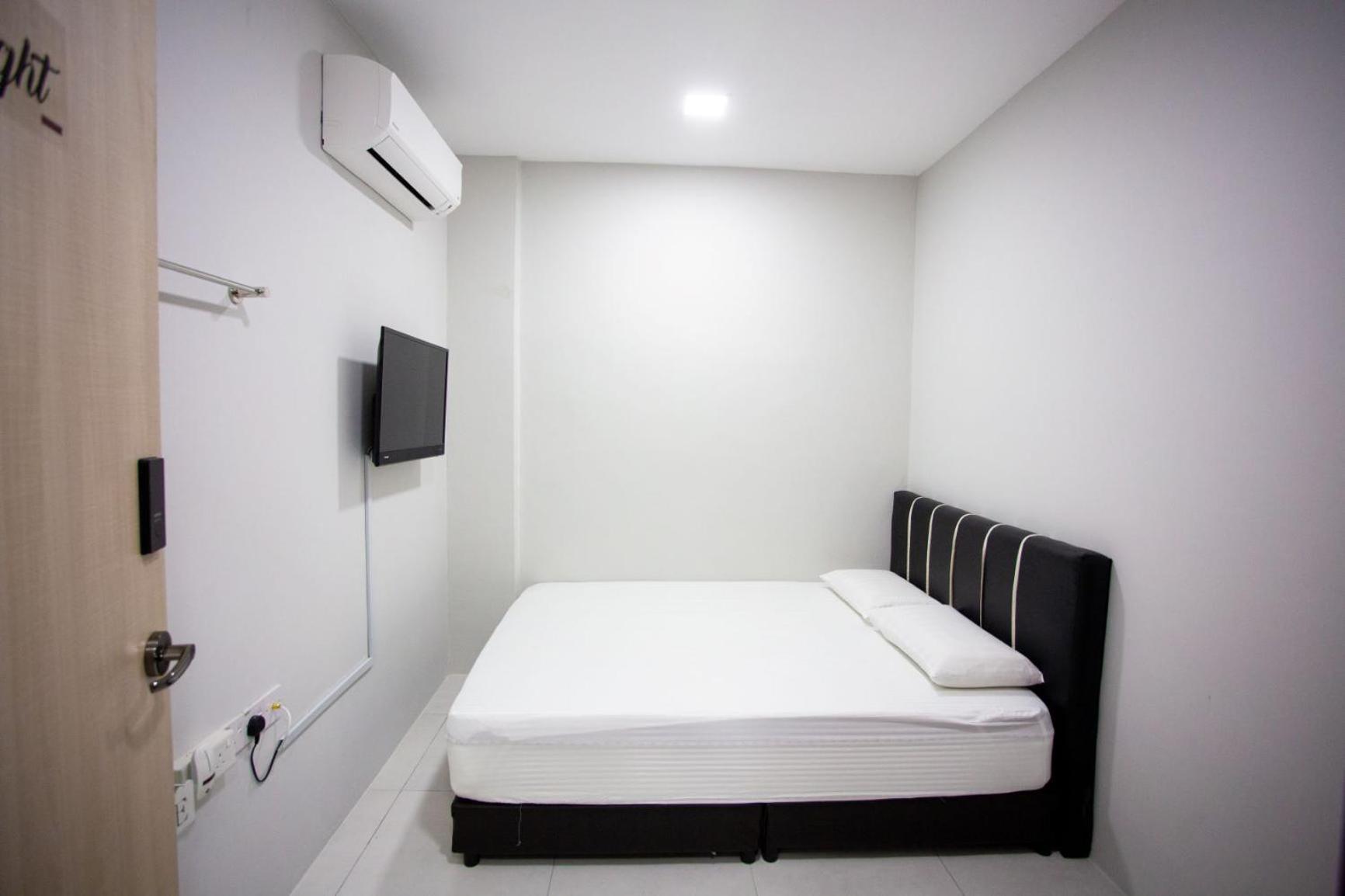 Hom2Rex Kuching Homestay Taman Timberland Buitenkant foto