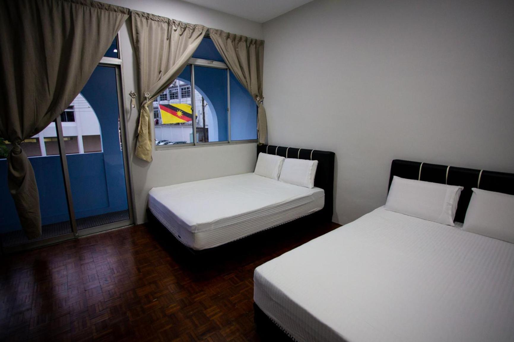 Hom2Rex Kuching Homestay Taman Timberland Buitenkant foto